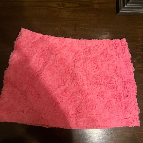 Urban Outfitters Lulu Textured Rosette Skirt - Picture 5 of 11